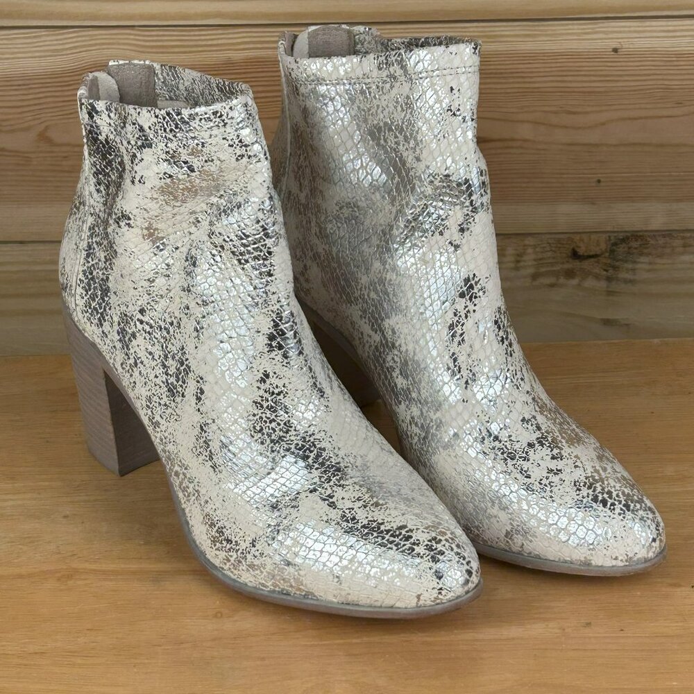 Chocolat Blu Bonita snakeskin booties